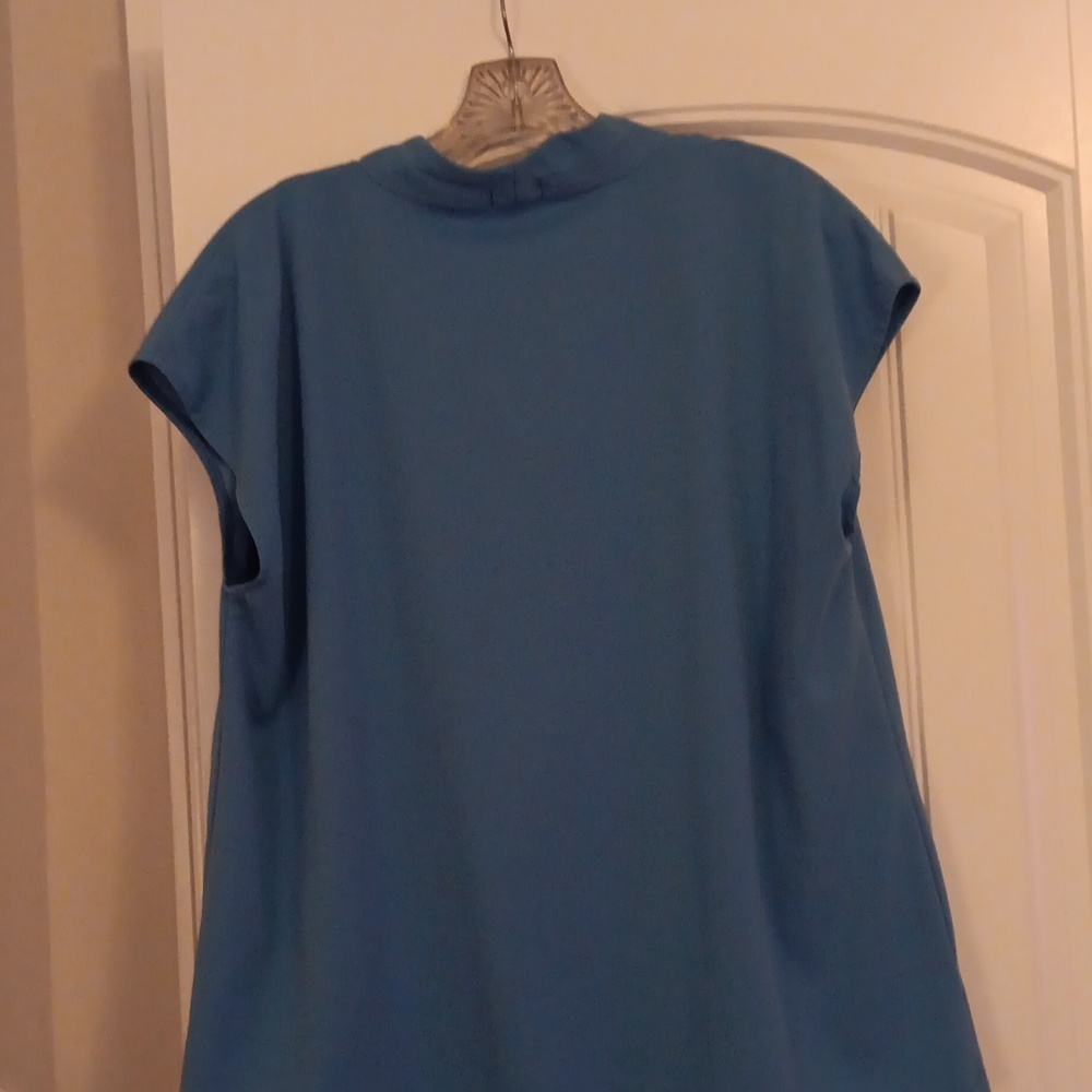 Top - Picture 7 of 7